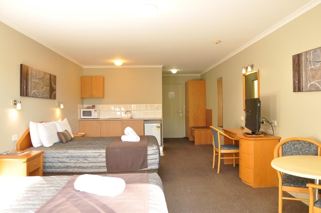 ชิตตาเวย์ โฮเต็ล Motel Tuggerah ภายนอก รูปภาพ