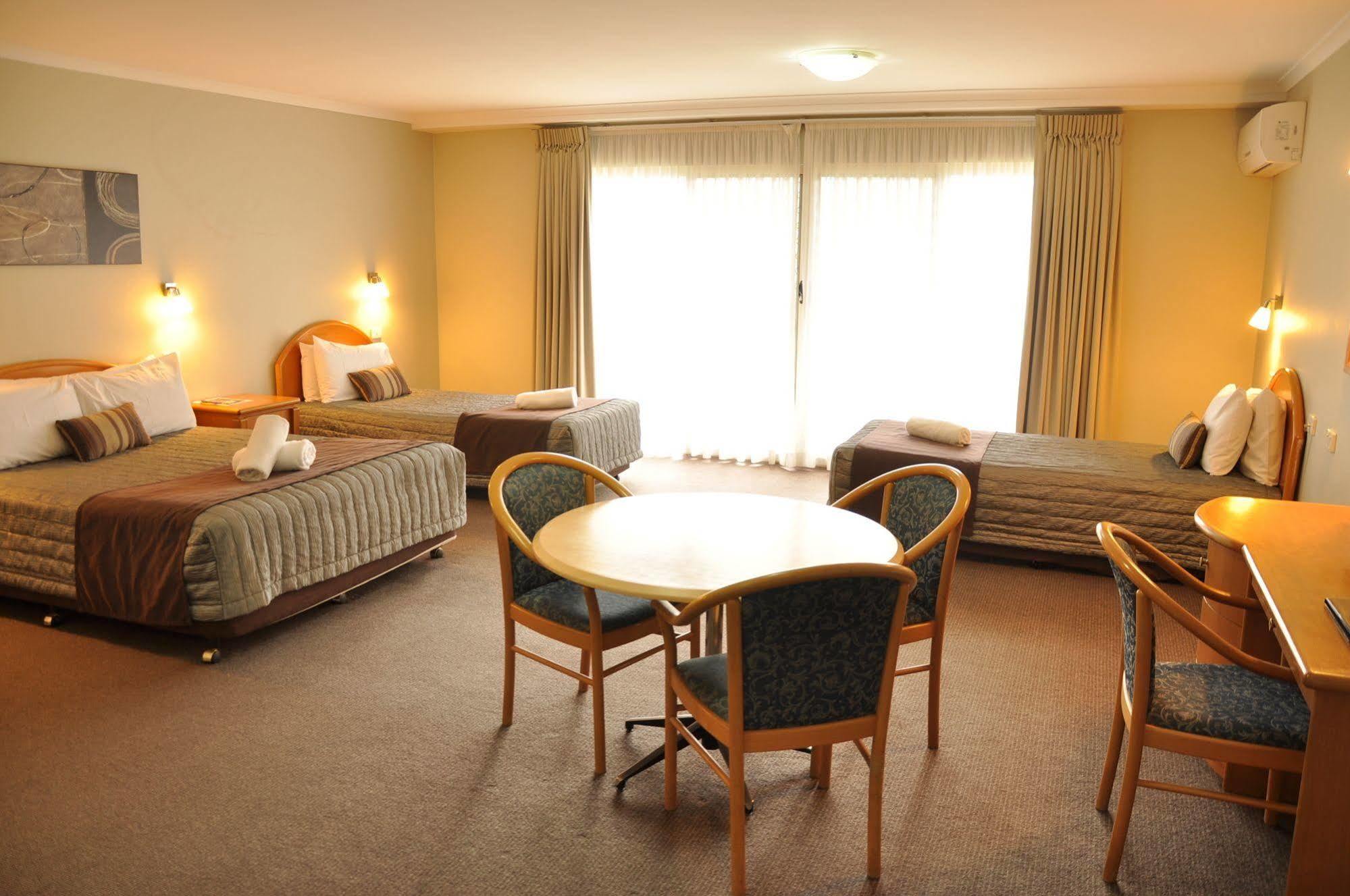 ชิตตาเวย์ โฮเต็ล Motel Tuggerah ภายนอก รูปภาพ