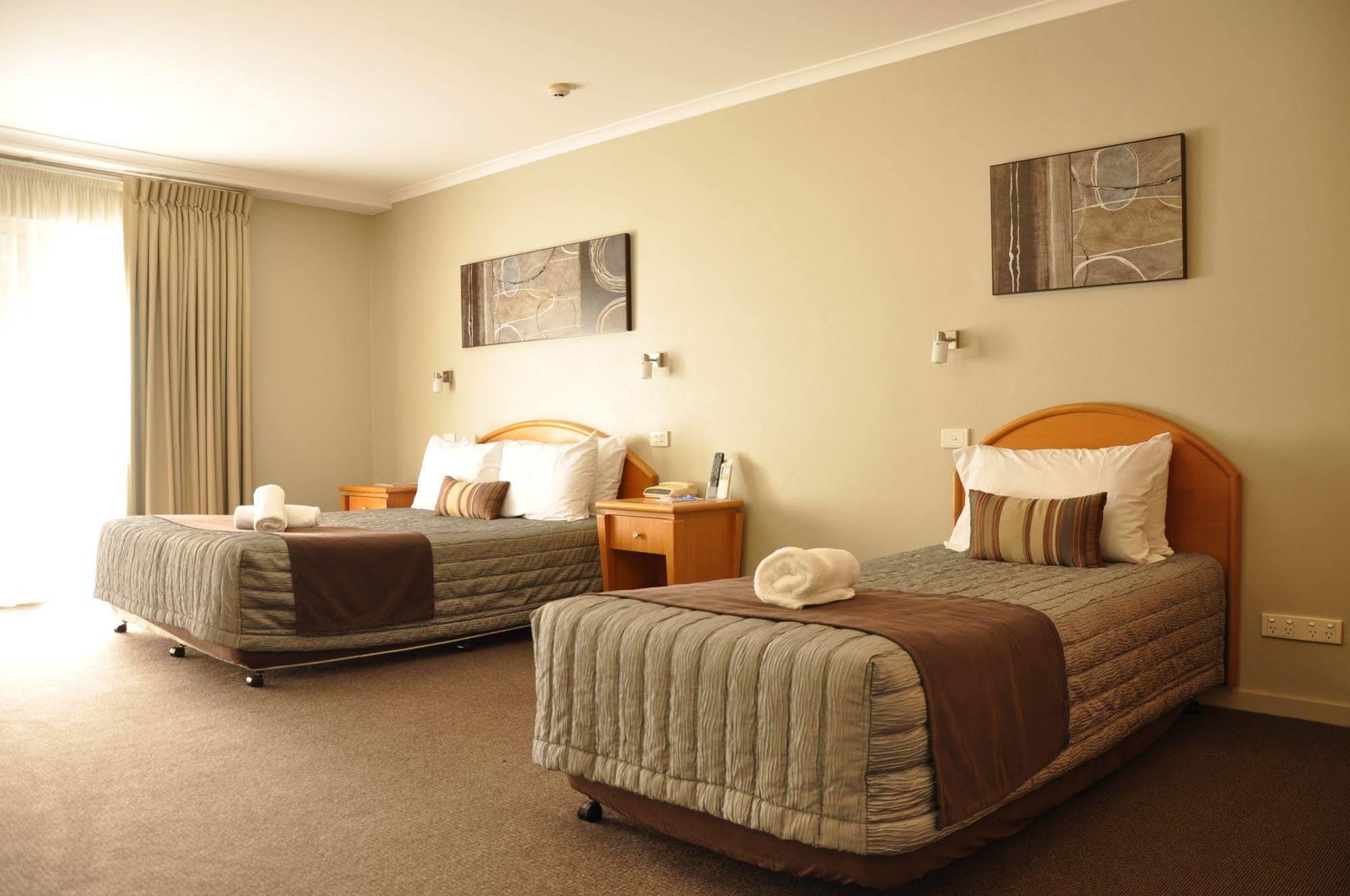 ชิตตาเวย์ โฮเต็ล Motel Tuggerah ภายนอก รูปภาพ